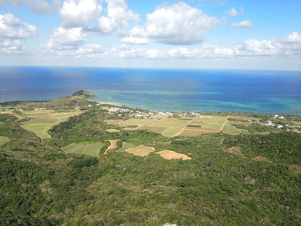 Отель Umisuzume Ishigaki  Экстерьер фото